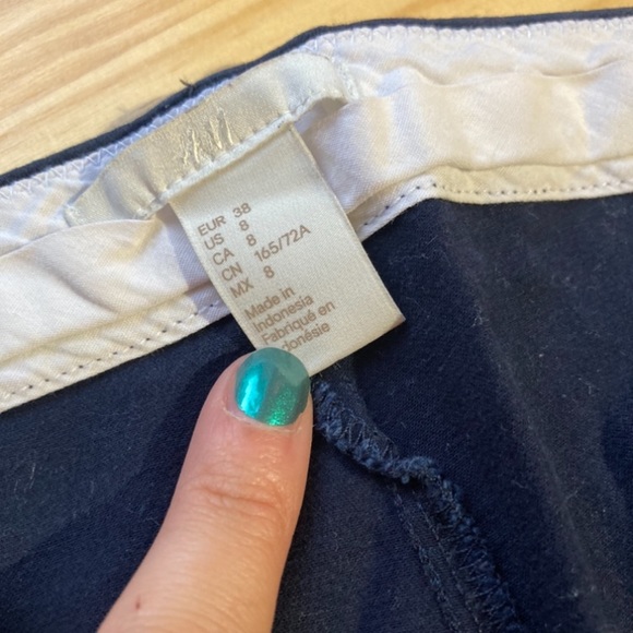 H&M Casual Straight Leg 7/8 Pants Size 8 - Picture 4 of 4